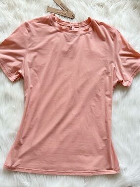 SKIMS Fits Everybody Short Sleeve Tshirt M TP-TSH-0948